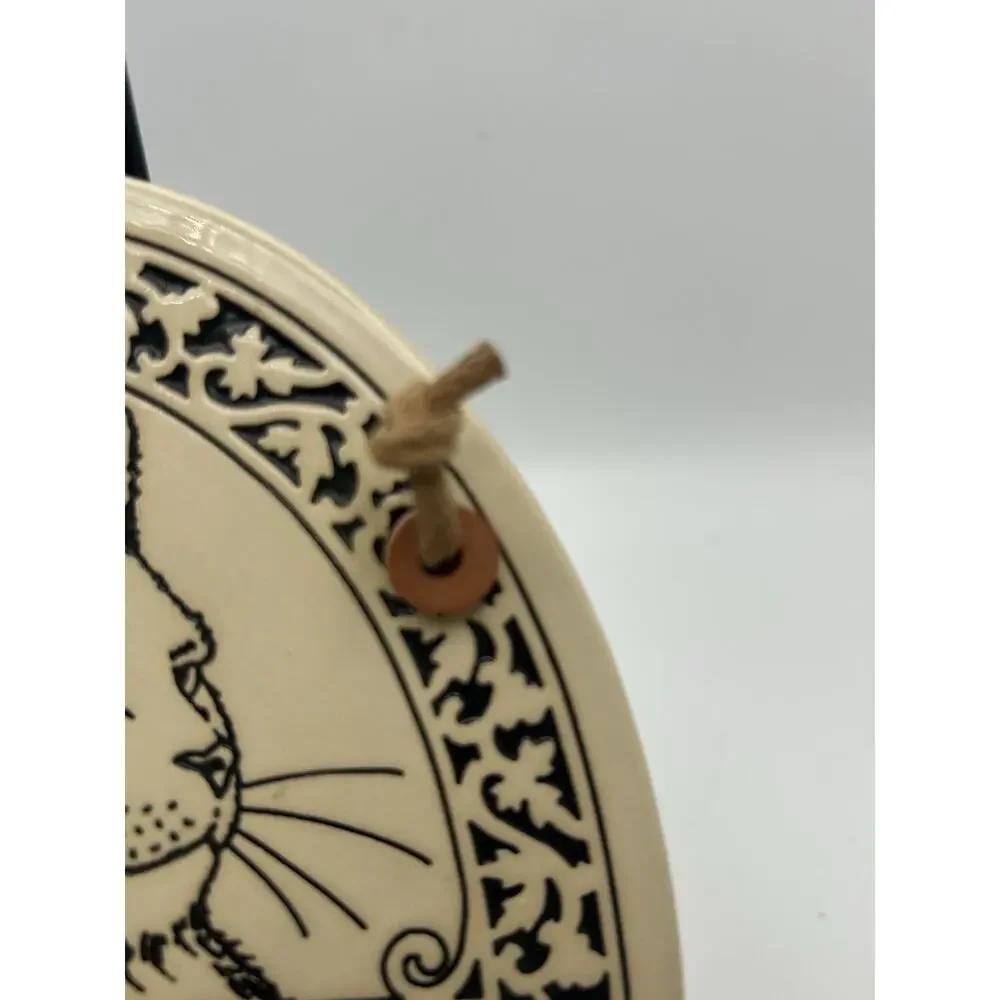 Vintage Ceramic Smart Mouth Cat Wall Plaque.